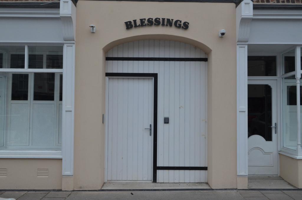 Blessings Studio Apartments Cootehill エクステリア 写真